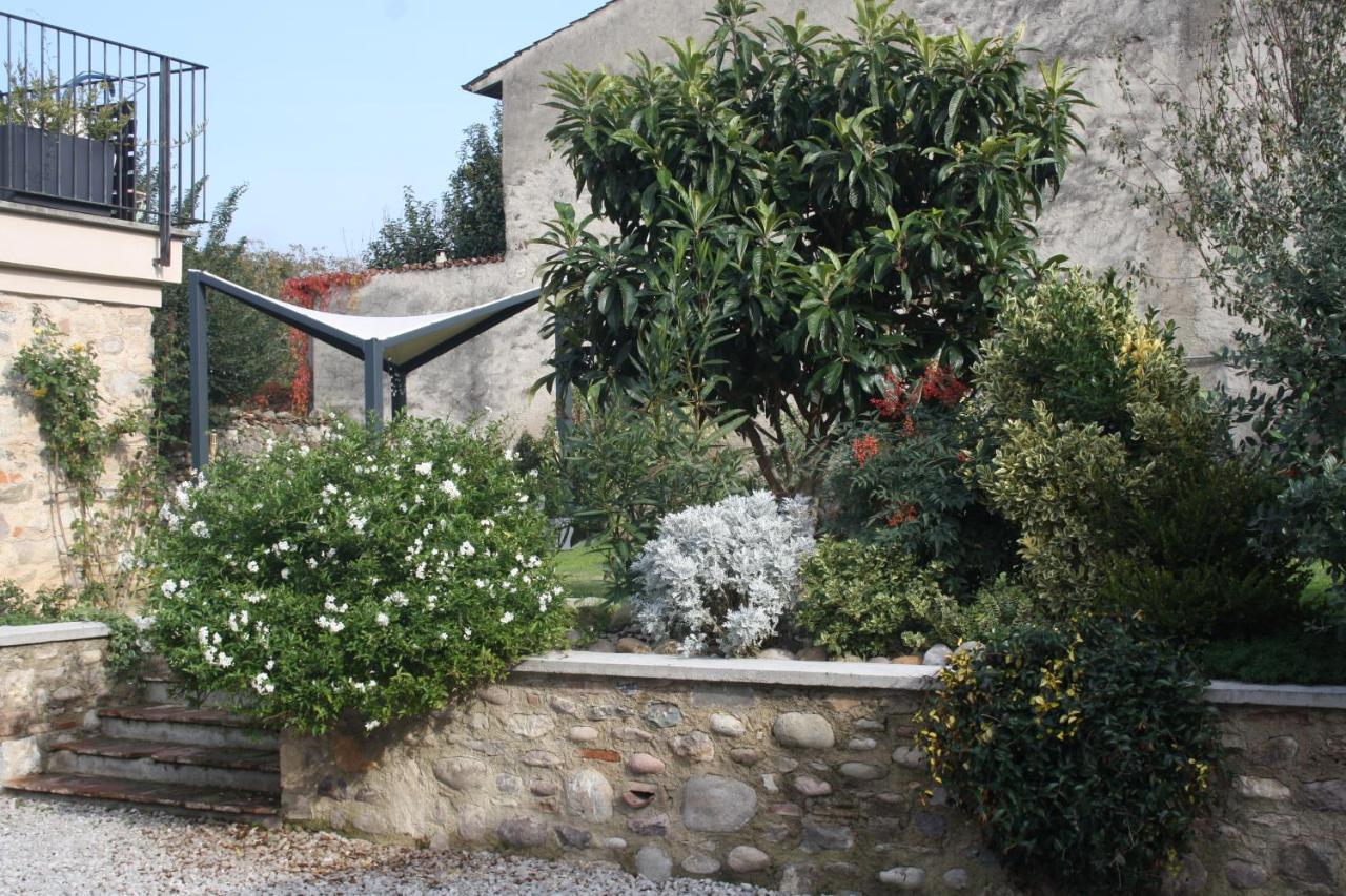Cascina San Martino Bed & Breakfast Passirano Ngoại thất bức ảnh