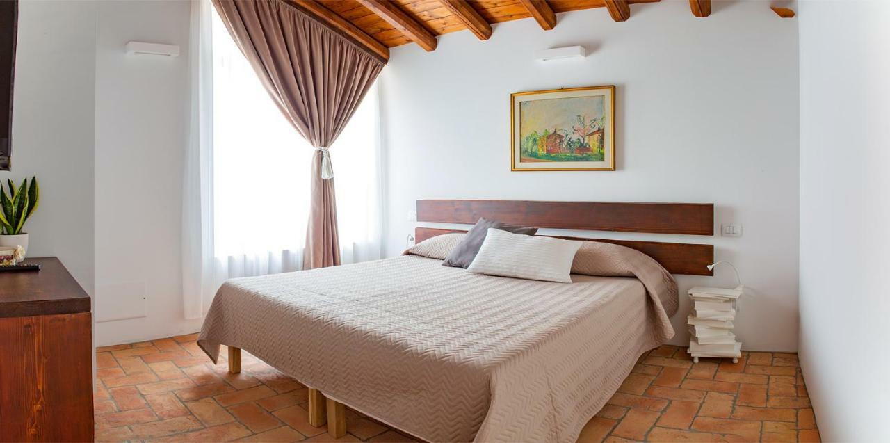 Cascina San Martino Bed & Breakfast Passirano Ngoại thất bức ảnh